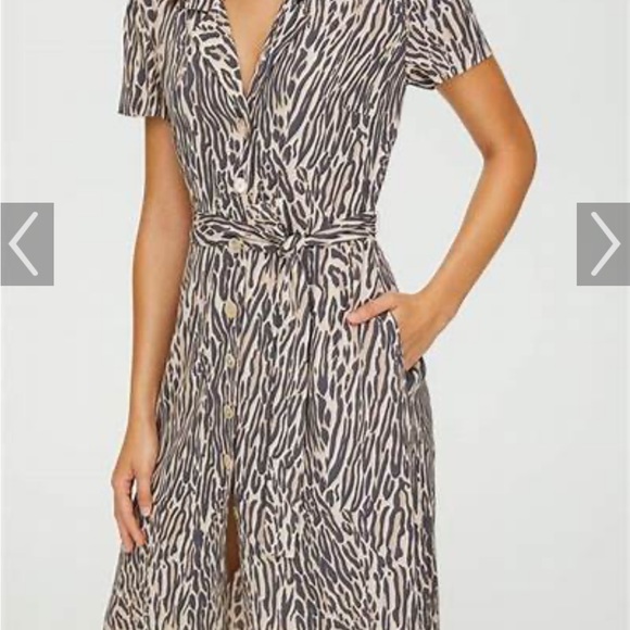 *SOLD* M Aritzia Dress. Colour Lava/Orange. NWT - Picture 2 of 11